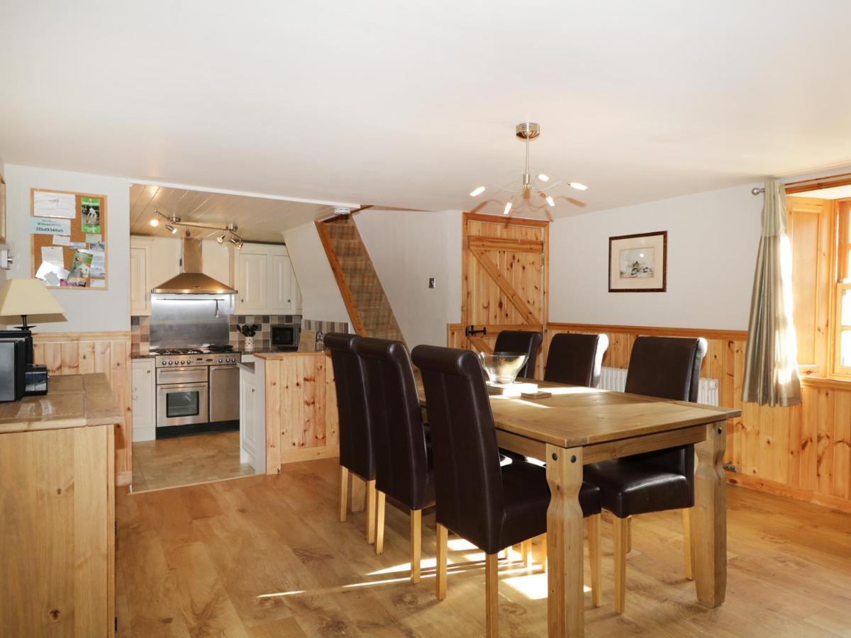 83 Seatown Villa Buckie Bagian luar foto