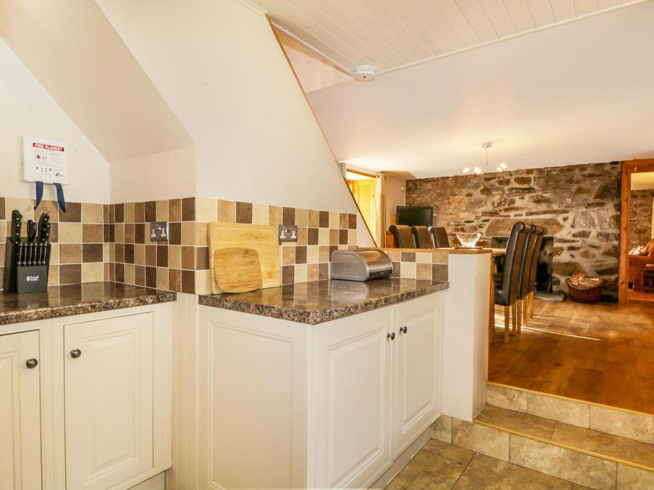 83 Seatown Villa Buckie Bagian luar foto